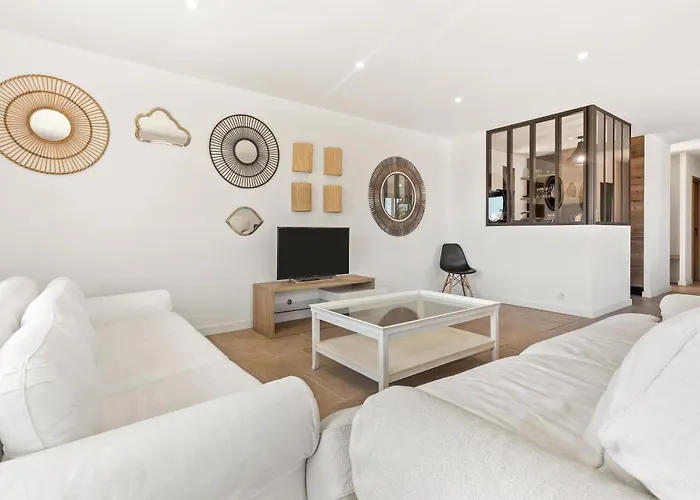 La Capitane * Grimaud